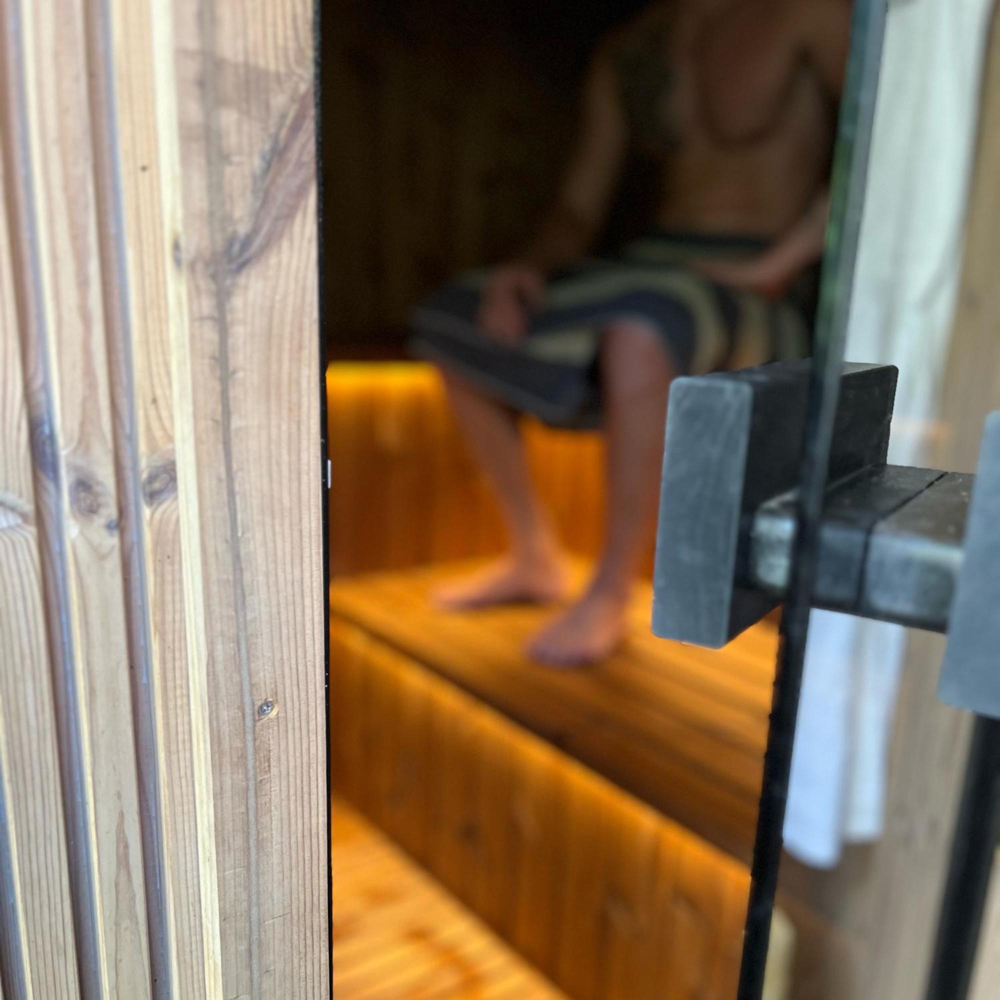 Tauberchalet I Boutique-Ferienhaus Mit Sauna, Whirlpool & Natur I 10Min Walk To Historic Old Town Rothenburg ob der Tauber Exterior photo