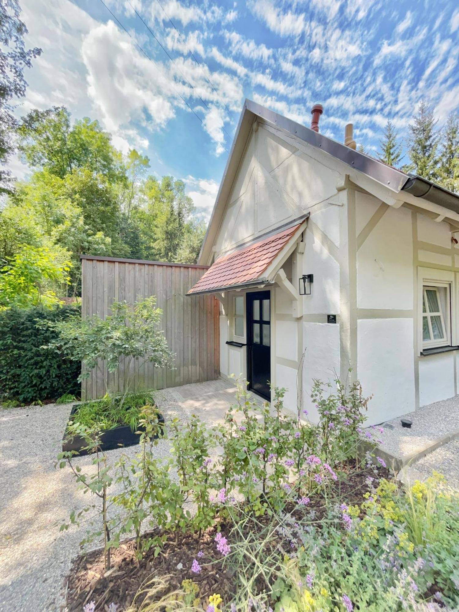 Tauberchalet I Boutique-Ferienhaus Mit Sauna, Whirlpool & Natur I 10Min Walk To Historic Old Town Rothenburg ob der Tauber Exterior photo